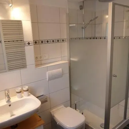 Fewo-14-3-s-ferienwohnung-in-graal-mueritz Apartamento *